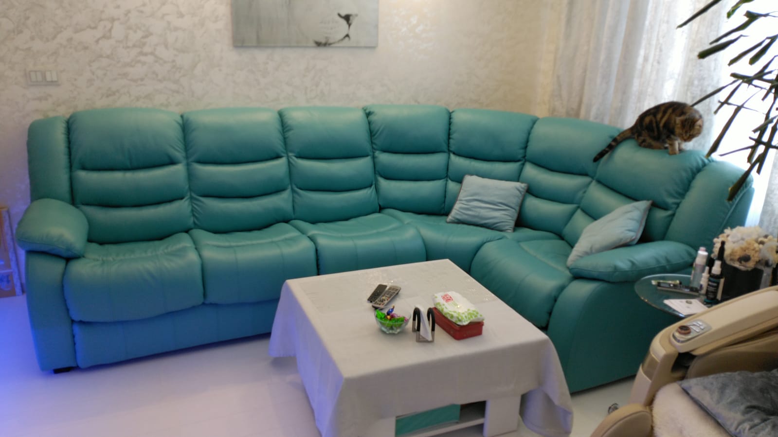 Перетяжка дивана на дому. Райчихинск